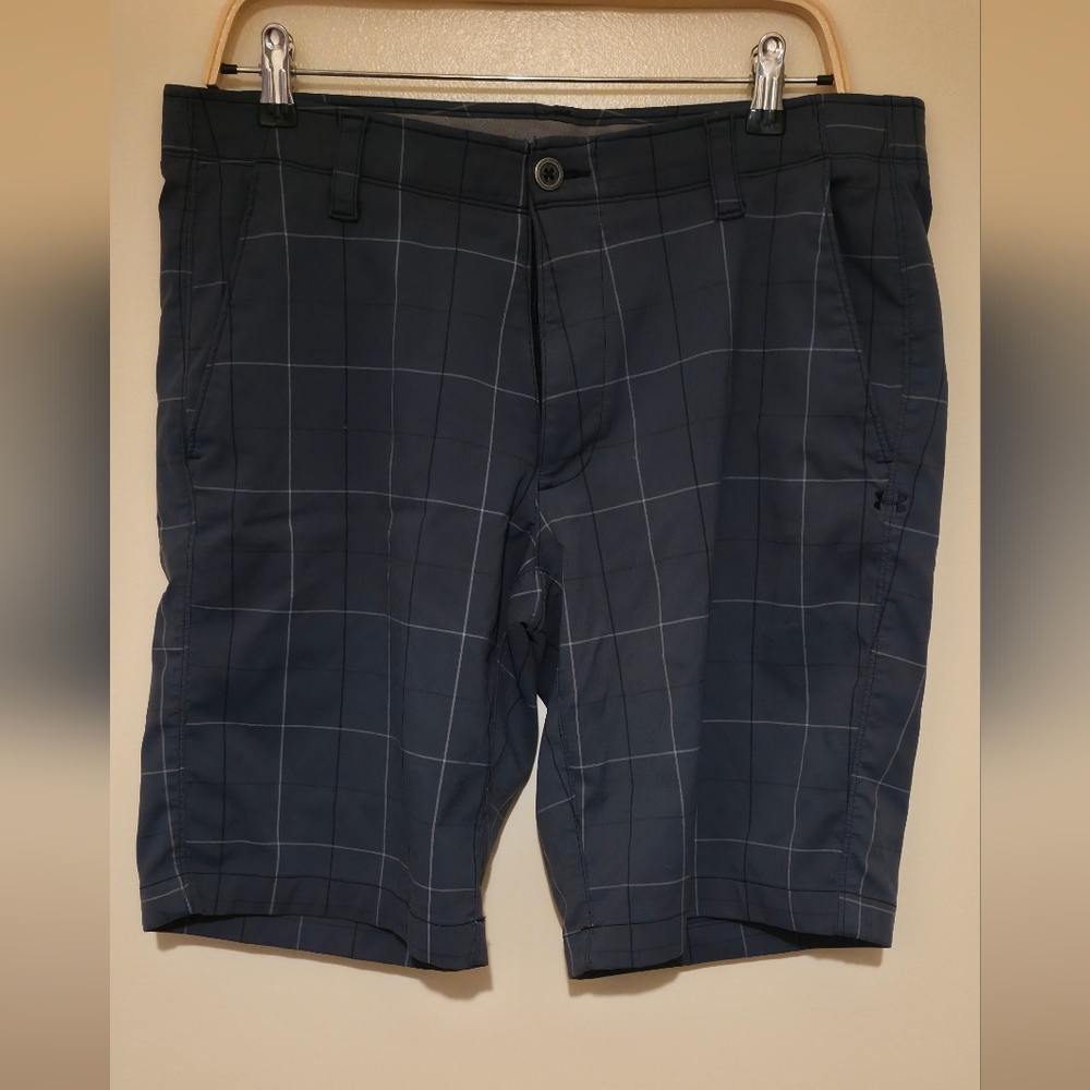 Men's Under Armour Shorts Heatgear Size 36